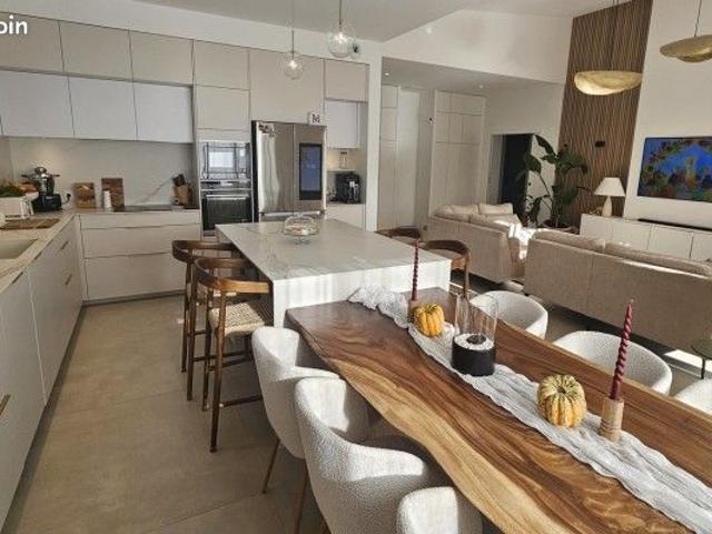 Maison 5 pièces 145 m²