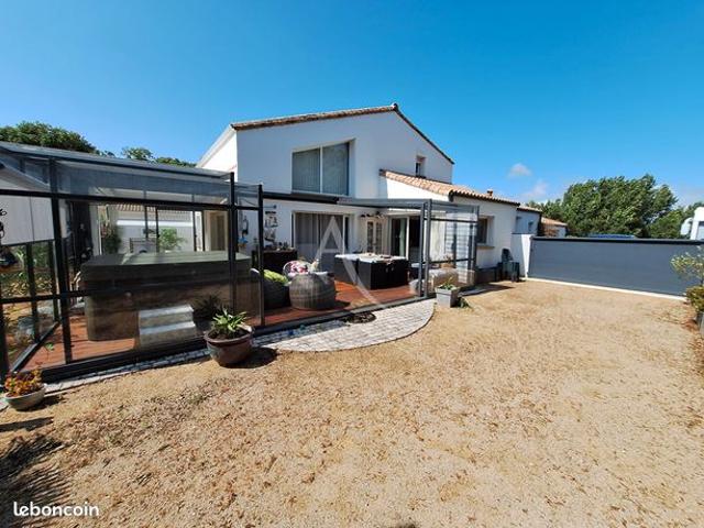 Maison 5 pièces 145 m²
