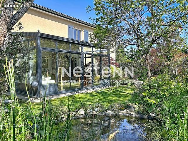 Maison 5 pièces 145 m²