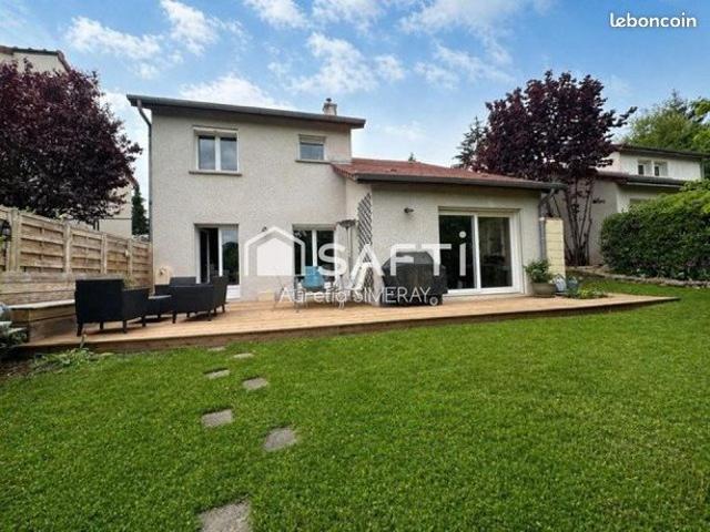 Maison 5 pièces 145 m²