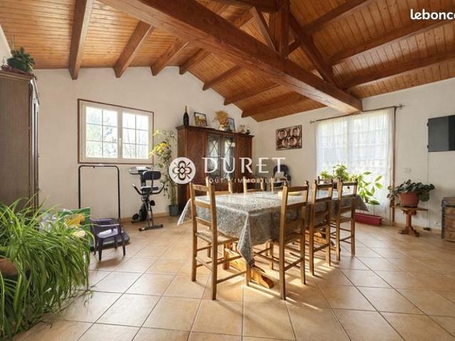 Maison 5 pièces 145 m²