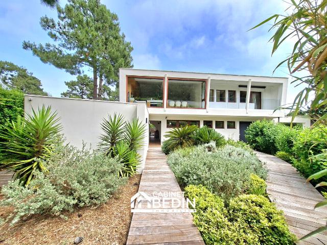 Maison 5 pièces 145 m²