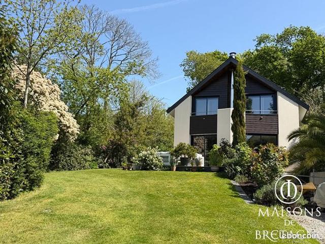 Maison 5 pièces 145 m²