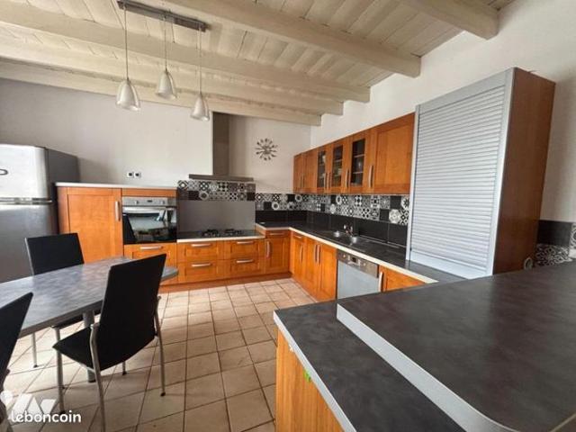 Maison 5 pièces 145 m²