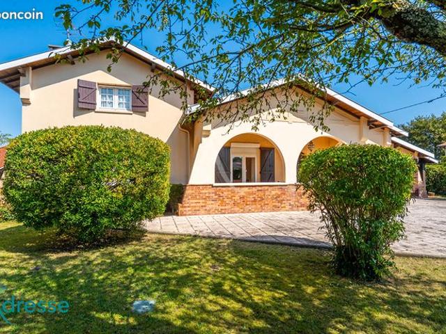Maison 5 pièces 145 m²