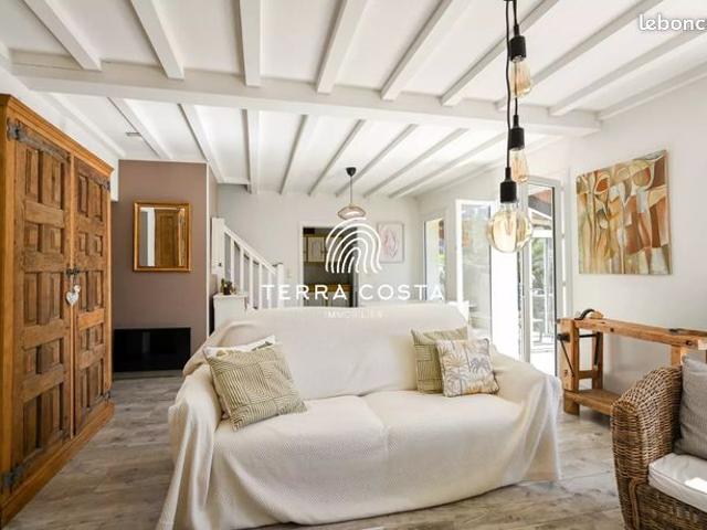 Maison 5 pièces 145 m²