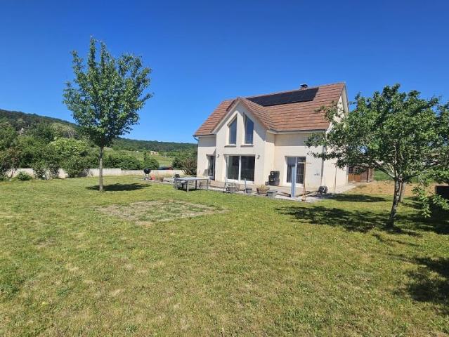Maison 5 pièces 145 m²