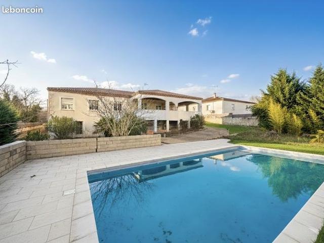 Maison 5 pièces 145 m²