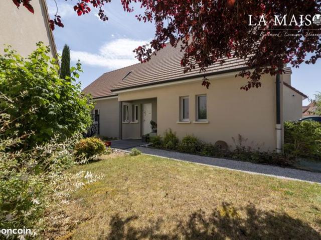 Maison 5 pièces 145 m²