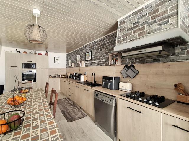Maison 5 pièces 145 m²