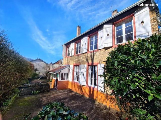 Maison 5 pièces 145 m²