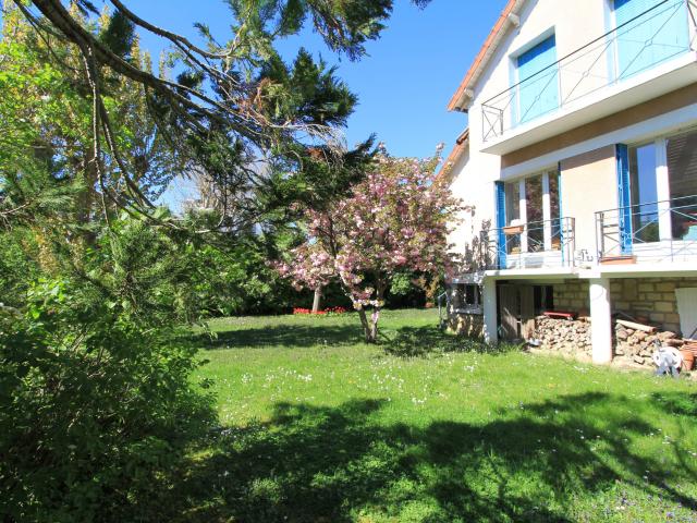 Maison 5 pièces 145 m²