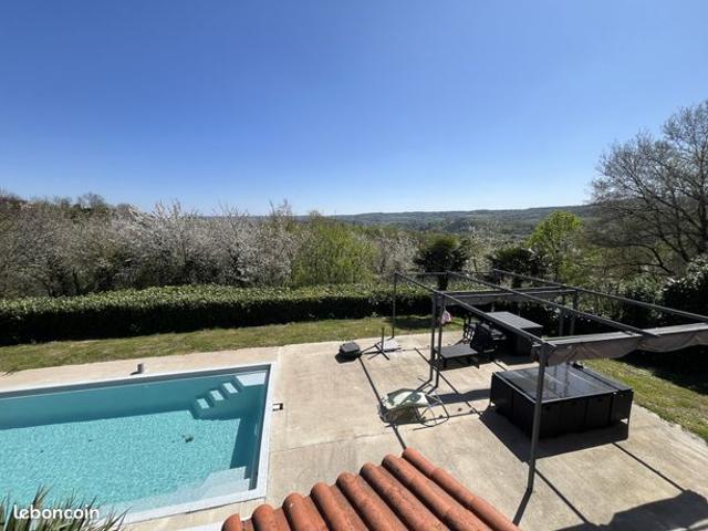 Maison 5 pièces 145 m²
