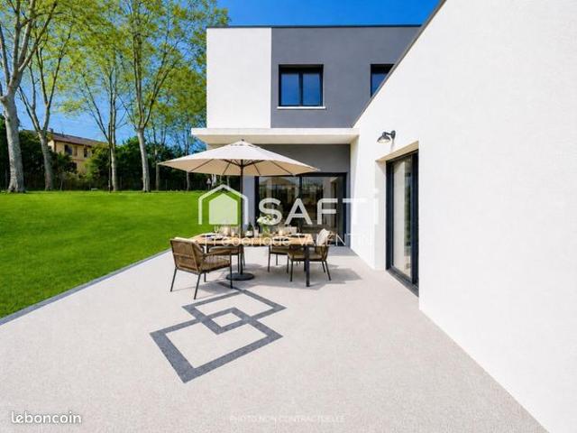 Maison 5 pièces 145 m²