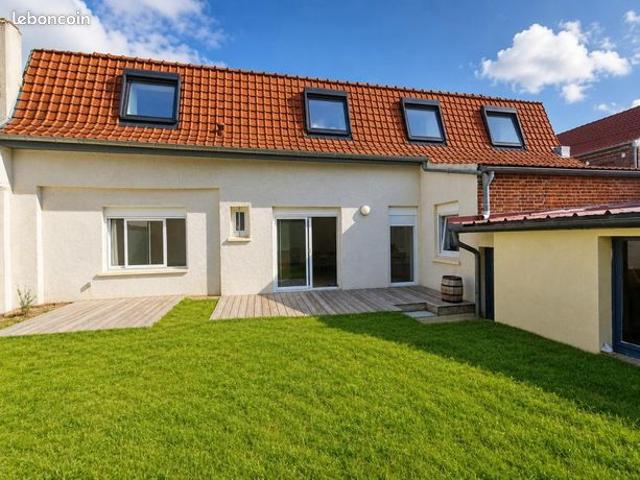 Maison 5 pièces 145 m²
