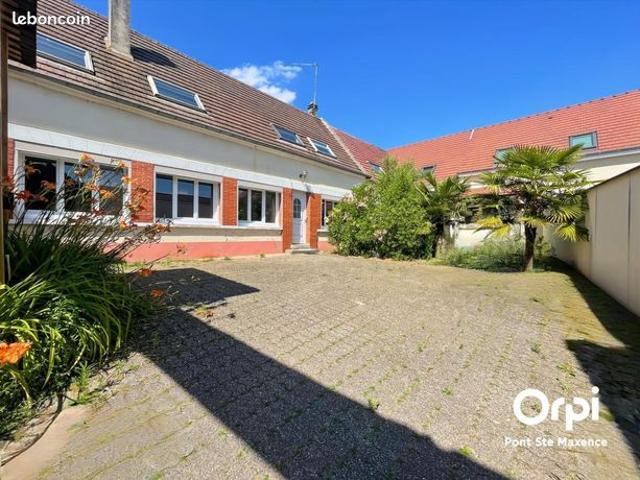 Maison 5 pièces 145 m²