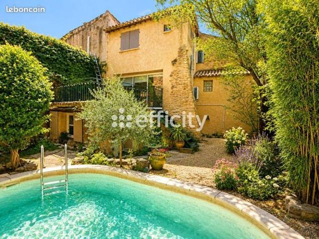 Maison 5 pièces 145 m²