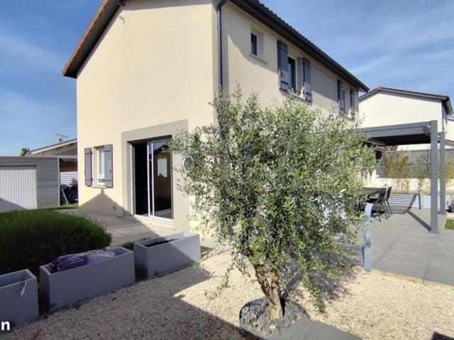 Maison 5 pièces 145 m²
