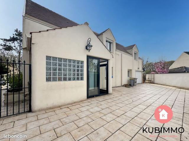 Maison 5 pièces 145 m²