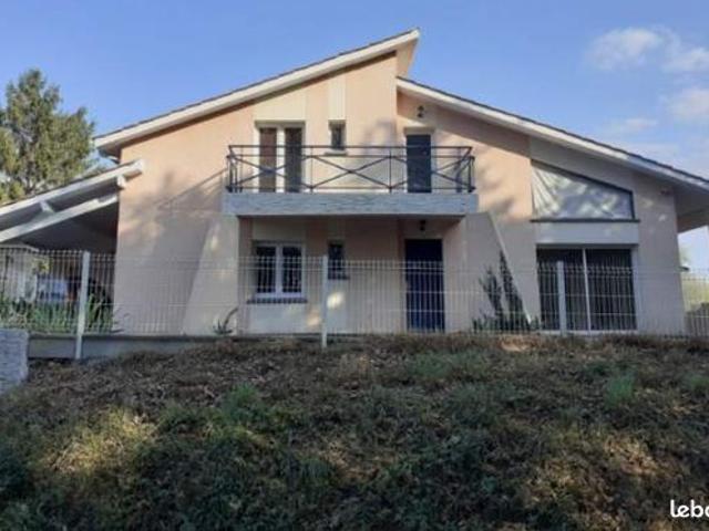 Maison 5 pièces 145 m²