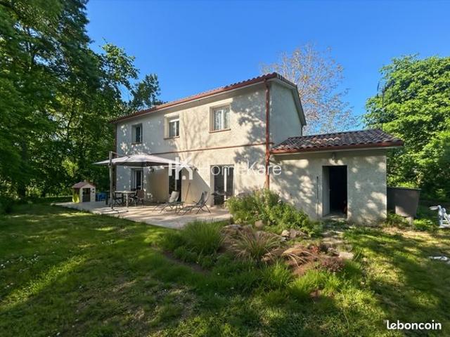 Maison 5 pièces 145 m²