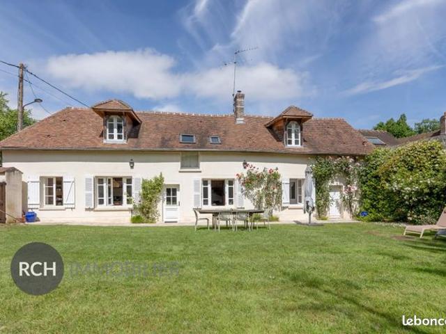 Maison 5 pièces 145 m²