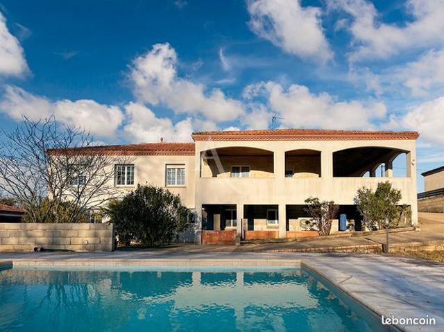 Maison 5 pièces 145 m²