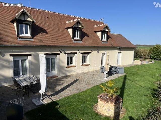 Maison 5 pièces 145 m²