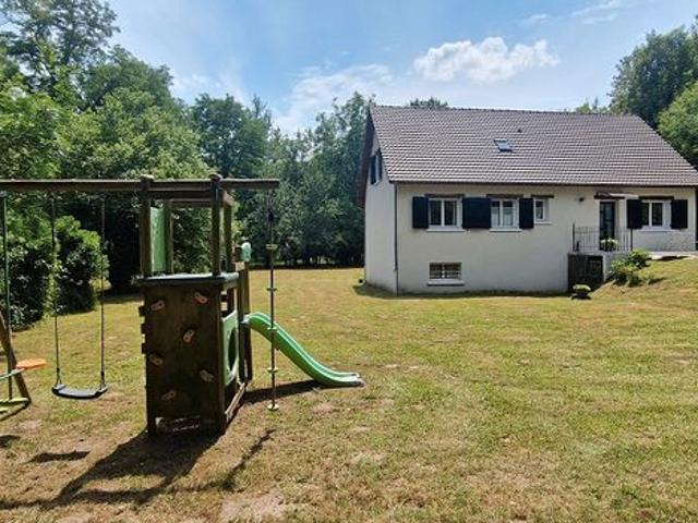 Maison 5 pièces 145 m²