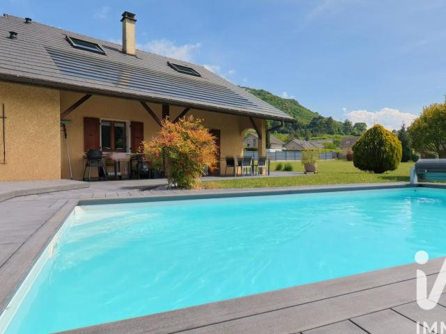 Maison 5 pièces 145 m²
