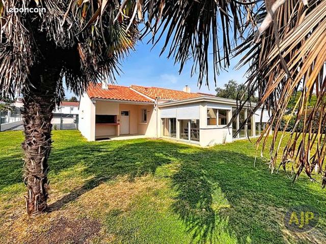 Maison 5 pièces 145 m²