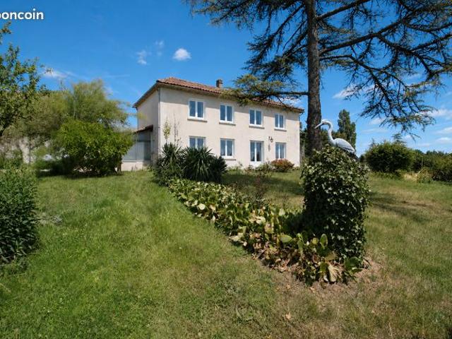 Maison 5 pièces 145 m²