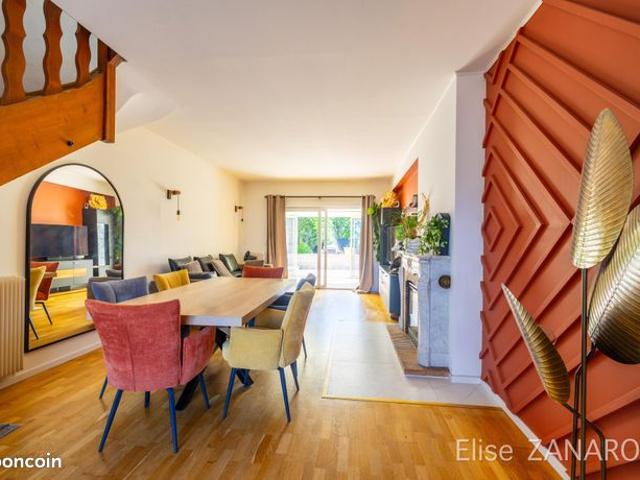 Maison 5 pièces 145 m²