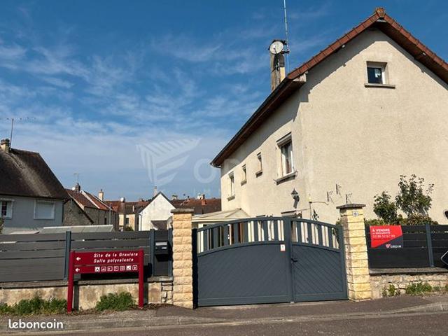 Maison 5 pièces 145 m²