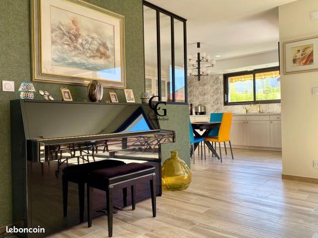 Maison 5 pièces 145 m²
