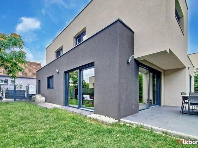 Maison 5 pièces 145 m²