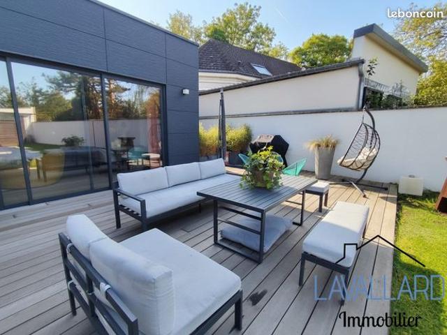 Maison 5 pièces 145 m²