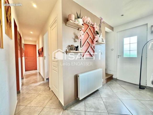 Maison 5 pièces 145 m²