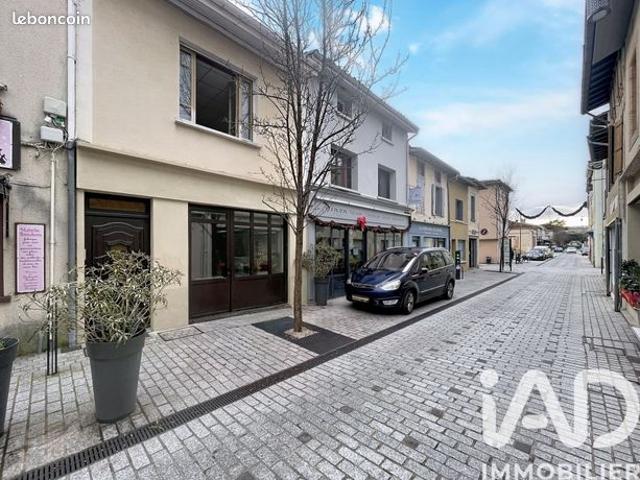 Maison 5 pièces 145 m²
