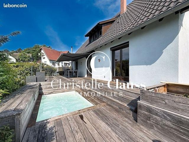 Maison 5 pièces 145 m²