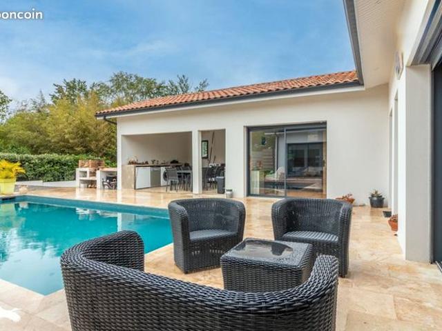 Maison 5 pièces 145 m²