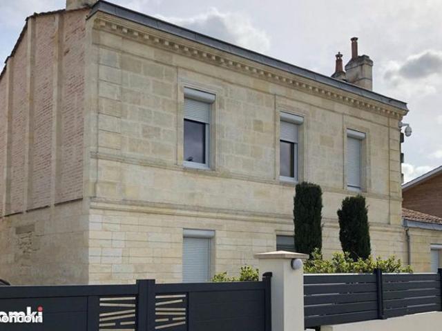 Maison 5 pièces 145 m²