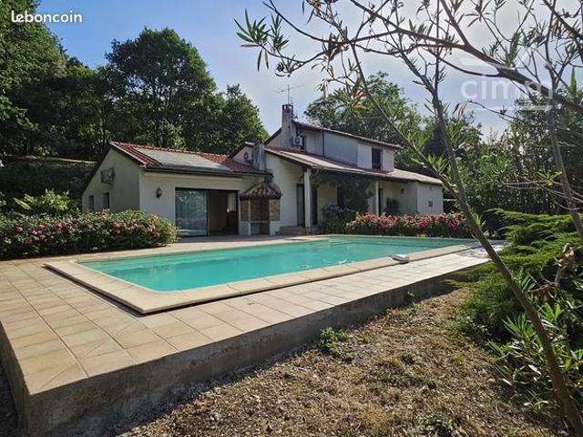Maison 5 pièces 145 m²