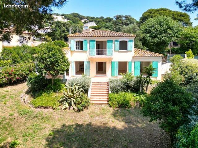 Maison 5 pièces 145 m²