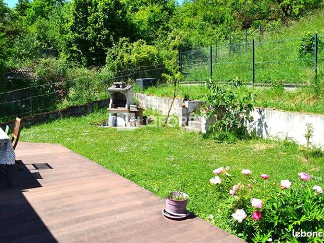 Maison 5 pièces 145 m²