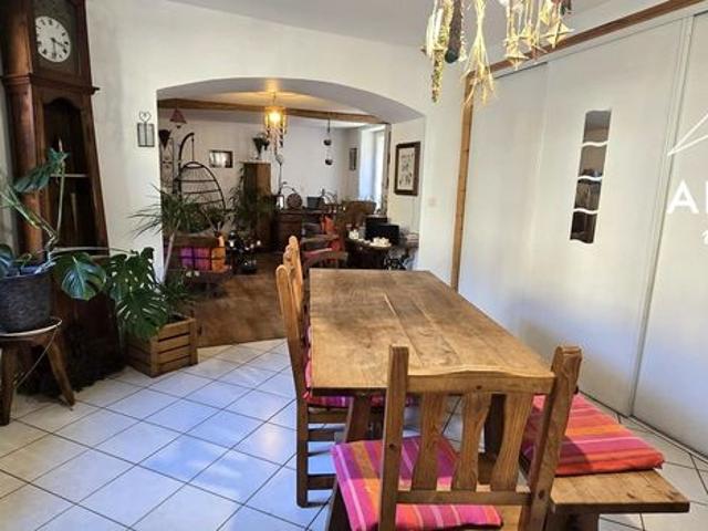Maison 5 pièces 145 m²