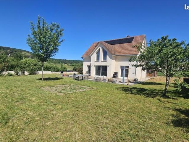 Maison 5 pièces 145 m²