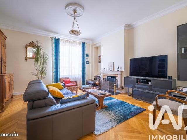 Maison 5 pièces 146 m²