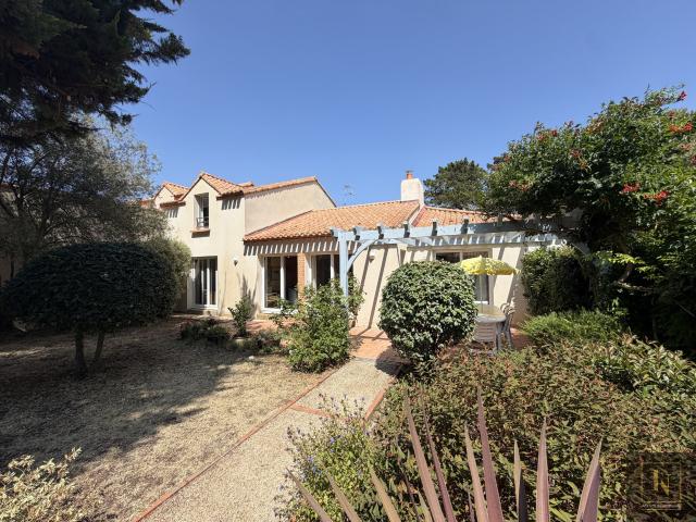 Maison 5 pièces 146 m²