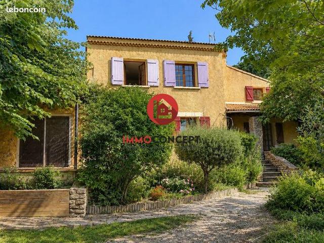 Maison 5 pièces 146 m²